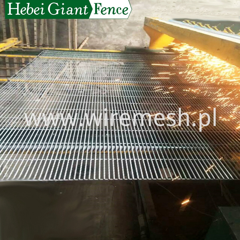 358 Wire Mesh Fence